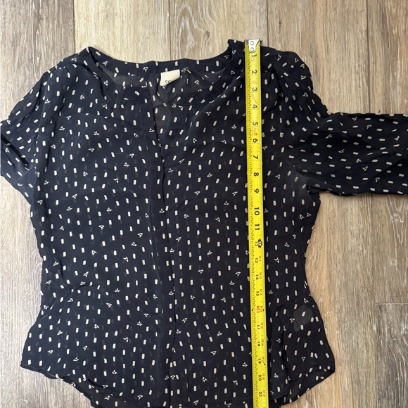 Ecru Chic Black and White Patterned 100% Silk Blouse Size M - Picture 10 of 11